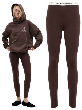 NEW Sporty & Rich Serif Logo Ribbed Knit Legging Chocolate Brown NWT. Sk16